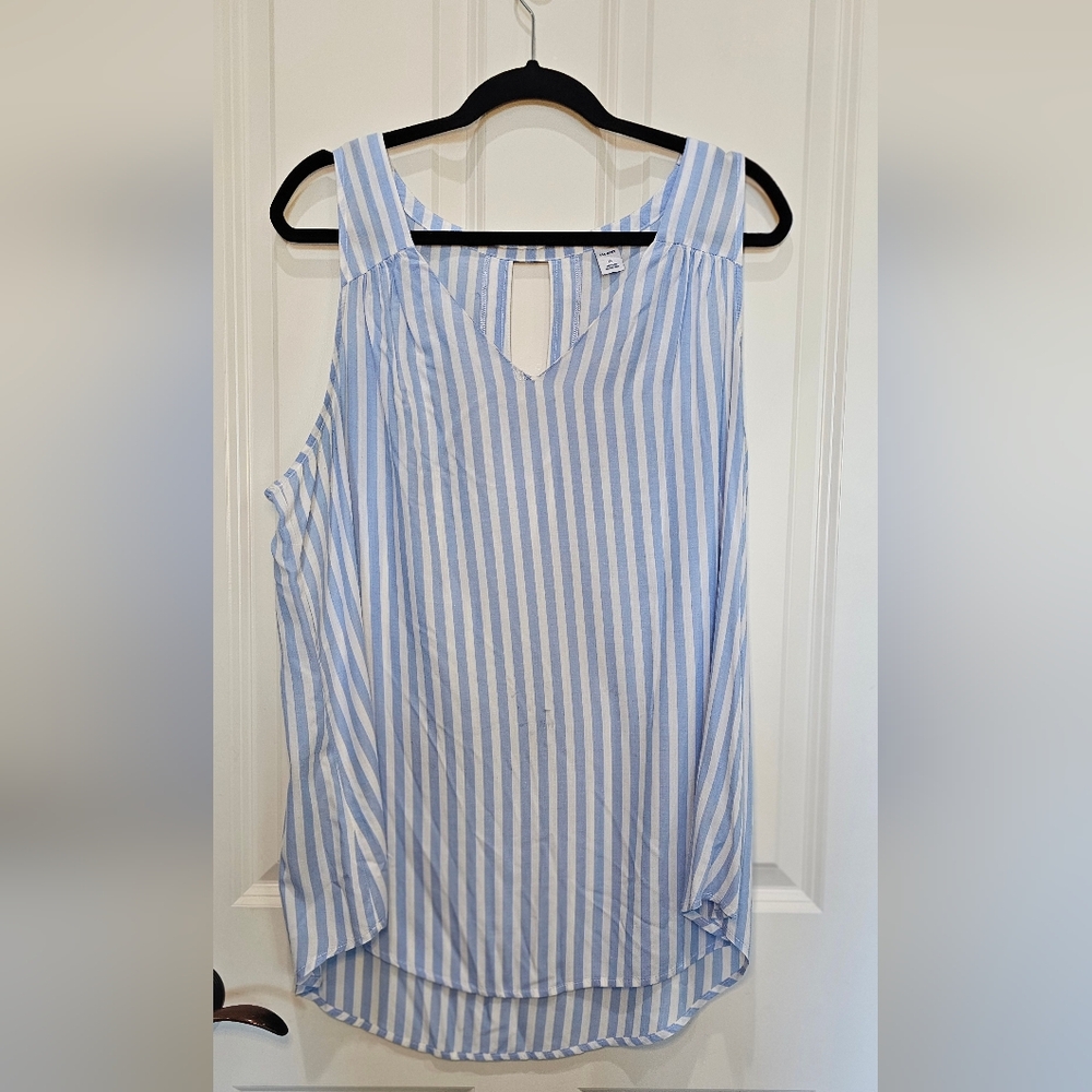 Sleeveless Blouse